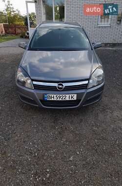 Універсал Opel Astra 2004 в Києві