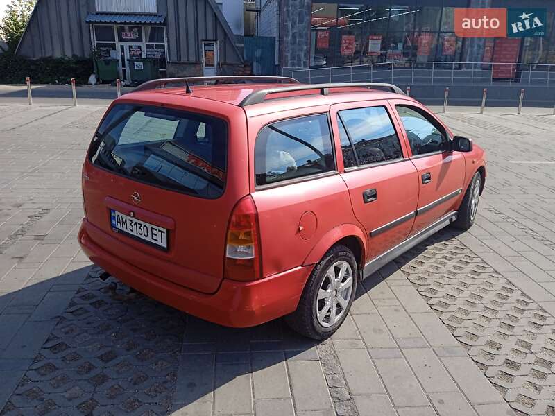 Універсал Opel Astra 1998 в Житомирі