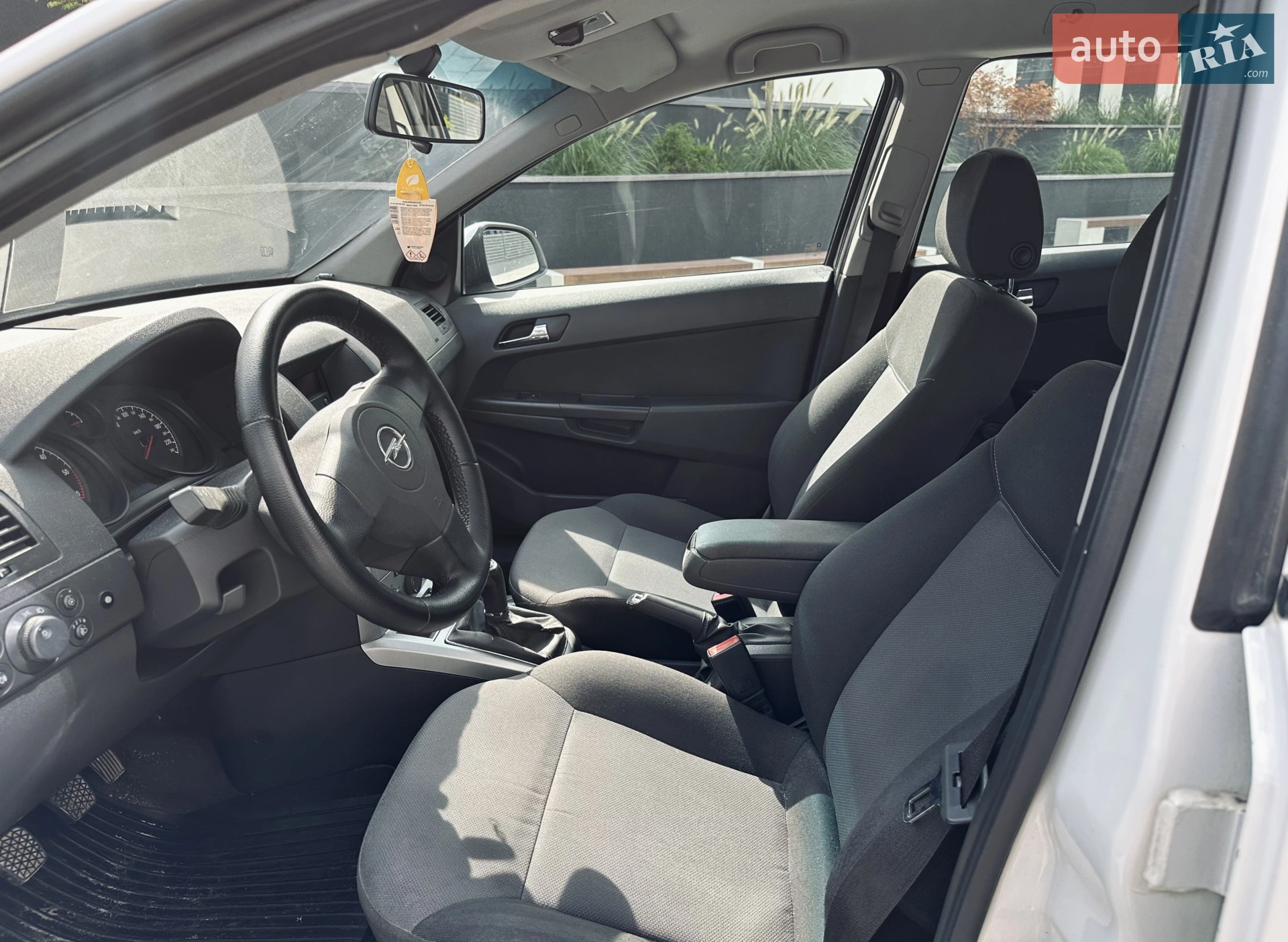 2011 Opel Astra - мініатюра 14