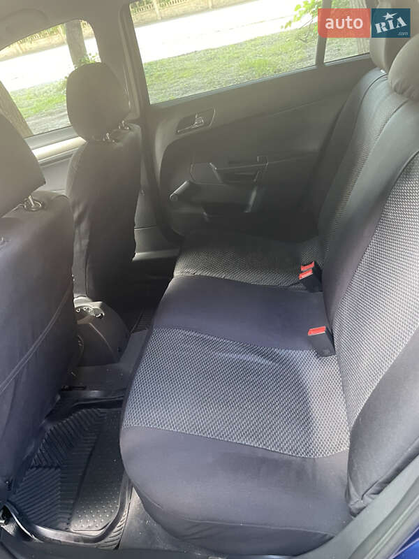 Универсал Opel Astra 2008 в Каменском