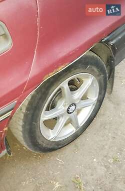 Універсал Opel Astra 1993 в 