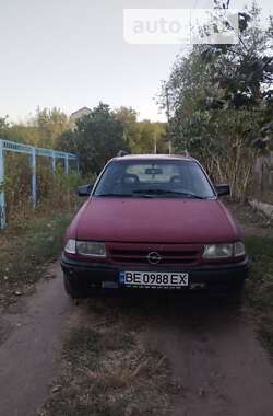 Универсал Opel Astra 1993 в Вознесенске