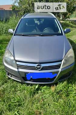 Універсал Opel Astra 2005 в Ужгороді