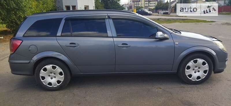 Універсал Opel Astra 2005 в Харкові