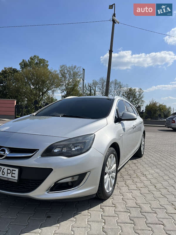 Opel Astra 2013