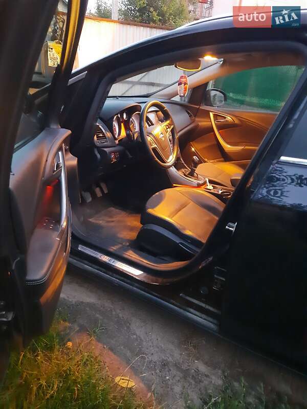 Универсал Opel Astra 2011 в Львове фото 6 Универсал Opel Astra 2011 в Львове