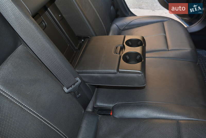 Универсал Opel Astra 2012 в Новоднестровске