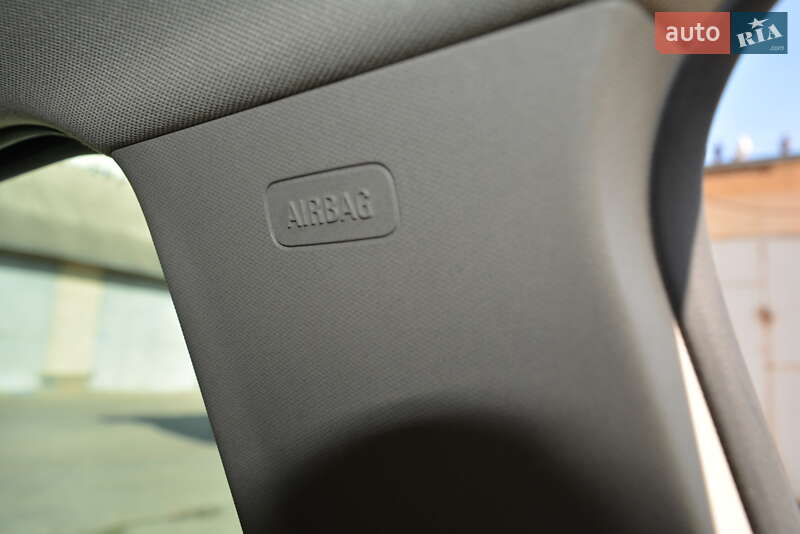 Универсал Opel Astra 2012 в Новоднестровске