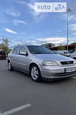 Хэтчбек Opel Astra 2003 в Киеве