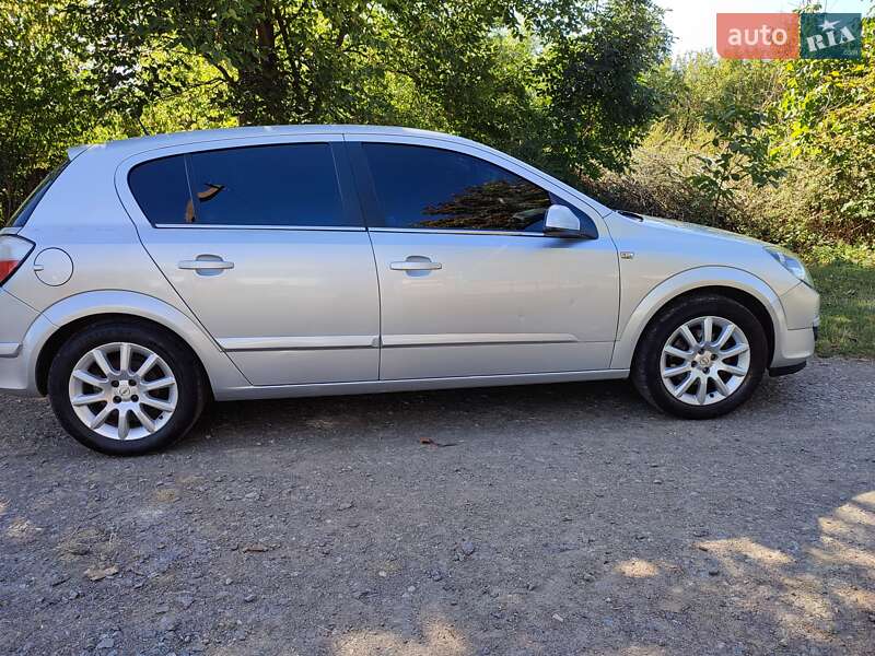 Хетчбек Opel Astra 2005 в Вінниці