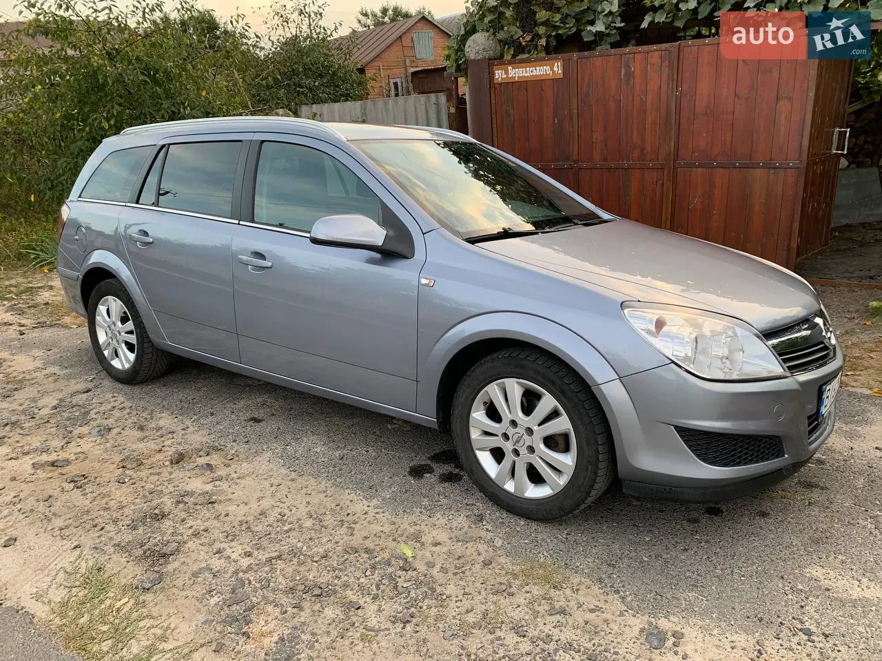 2010 Opel Astra - мініатюра 16