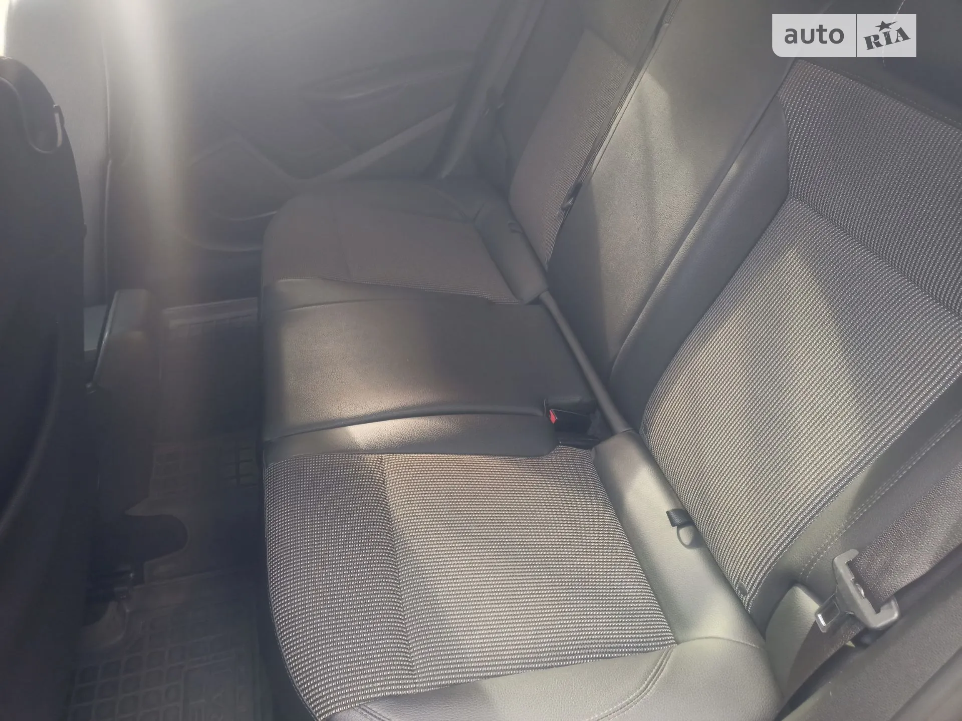 2012 Opel Astra - мініатюра 21