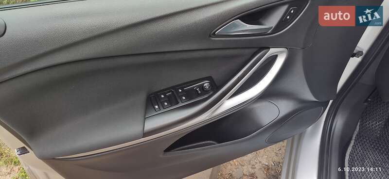 Универсал Opel Astra 2018 в Снятине