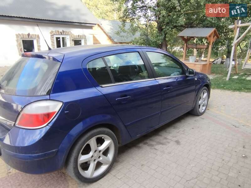 Хетчбек Opel Astra 2004 в Шумську