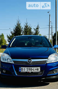 Хэтчбек Opel Astra 2008 в Кременчуге