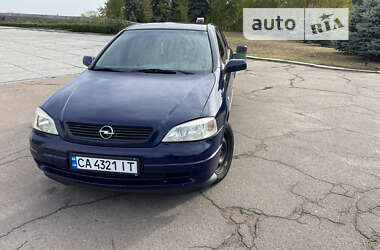 Седан Opel Astra 2002 в Черкассах