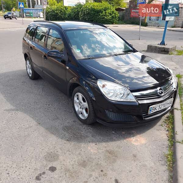 Универсал Opel Astra 2008 в 