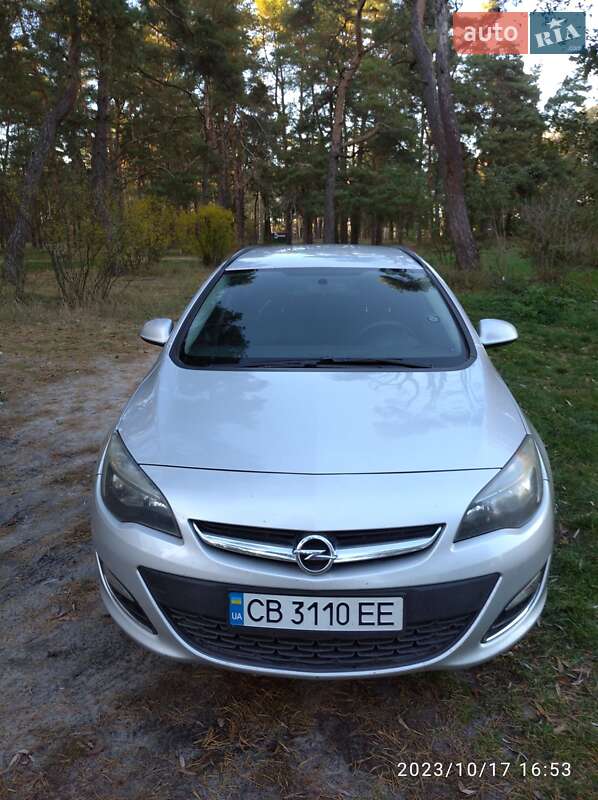 Opel Astra 2013