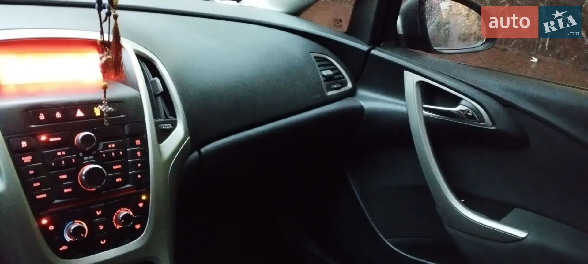 2011 Opel Astra - мініатюра 6