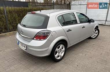 Хетчбек Opel Astra 2011 в Києві