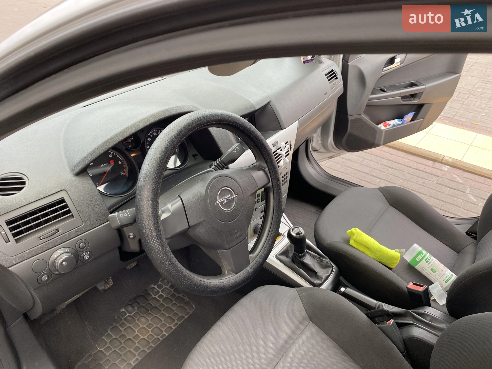 2011 Opel Astra - мініатюра 9