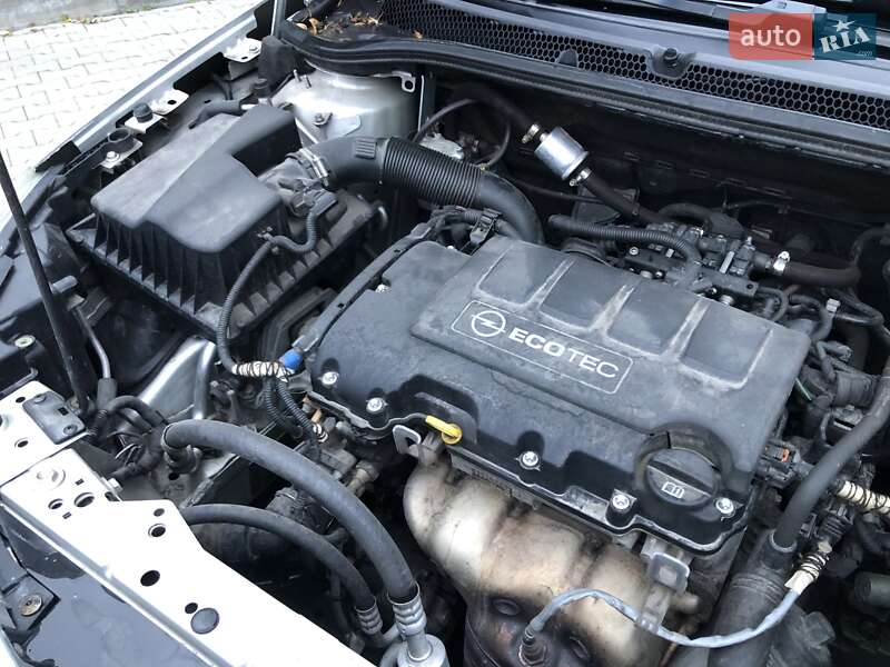 Хэтчбек Opel Astra 2012 в Белой Церкви