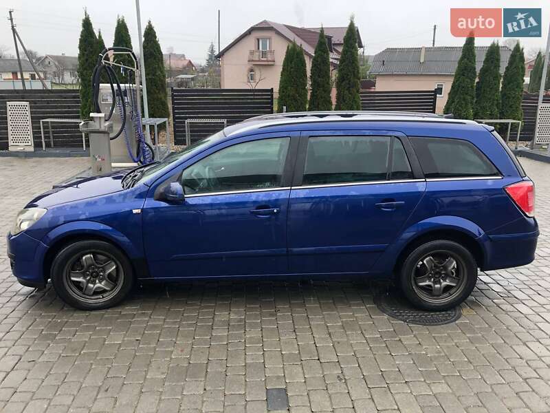 Универсал Opel Astra 2006 в 