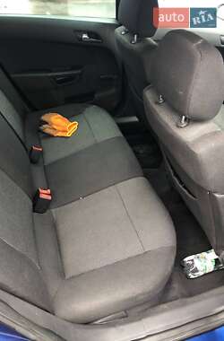 Универсал Opel Astra 2006 в 