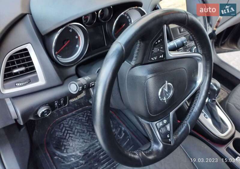 Универсал Opel Astra 2013 в Ивано-Франковске фото 8 Универсал Opel Astra 2013 в Ивано-Франковске