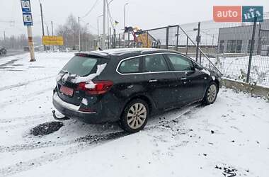 Универсал Opel Astra 2013 в Луцке