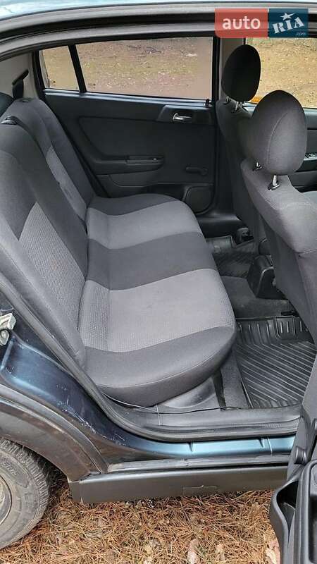 Седан Opel Astra 2004 в Переяславе