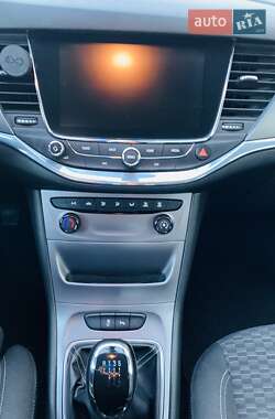 Универсал Opel Astra 2016 в 