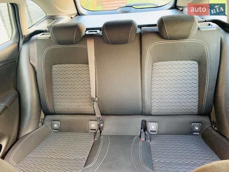 Универсал Opel Astra 2016 в Лопатине