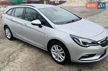 Универсал Opel Astra 2016 в 
