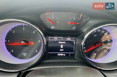 Универсал Opel Astra 2016 в 