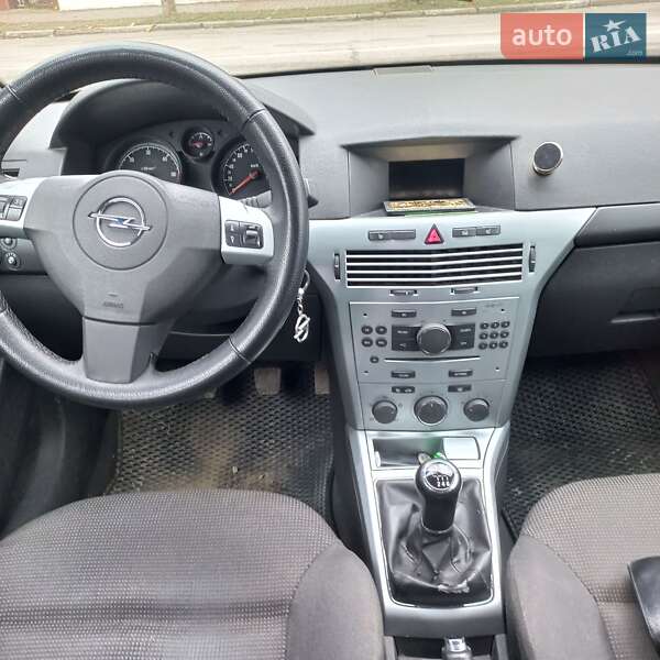 Универсал Opel Astra 2009 в Стрые
