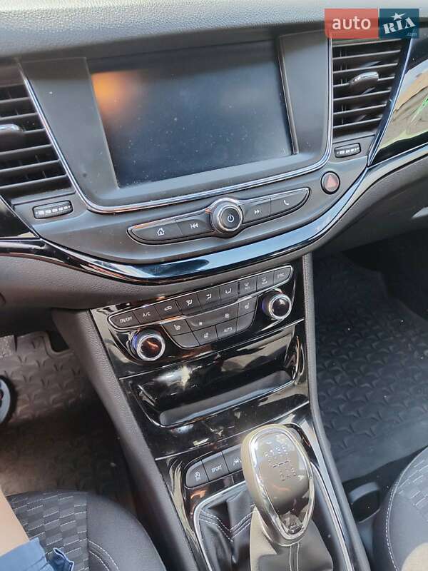 Хетчбек Opel Astra 2017 в Овручі