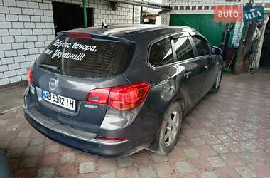 Универсал Opel Astra 2014 в 