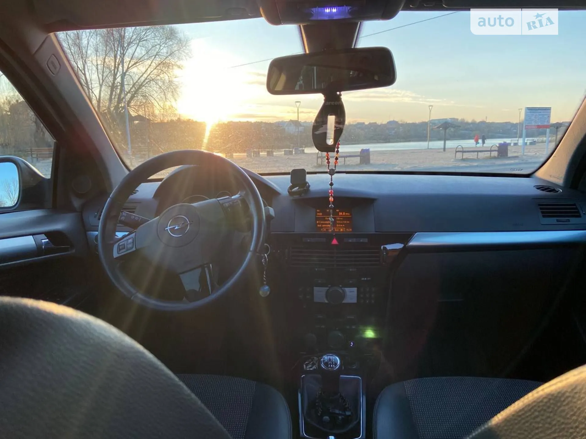2010 Opel Astra - мініатюра 10