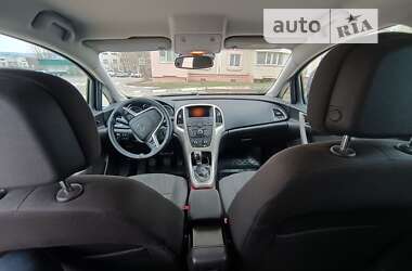 Универсал Opel Astra 2011 в Харькове