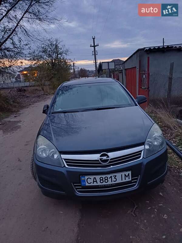 Opel Astra 2009