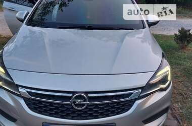Універсал Opel Astra 2018 в Знам'янці