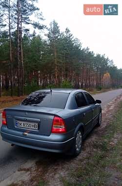 Универсал Opel Astra 2008 в Ровно