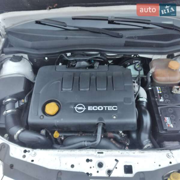 Универсал Opel Astra 2007 в Луцке
