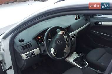 Универсал Opel Astra 2007 в 