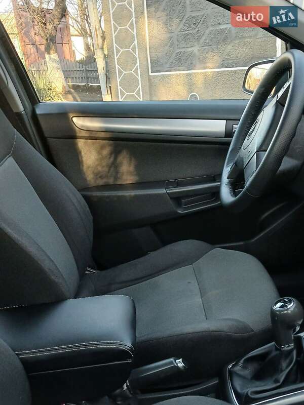 Хетчбек Opel Astra 2005 в Кривому Озері