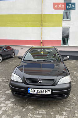 Седан Opel Astra 2006 в Харькове