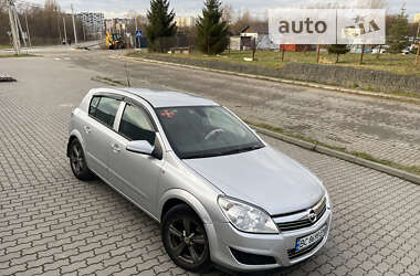 Хетчбек Opel Astra 2008 в Львові