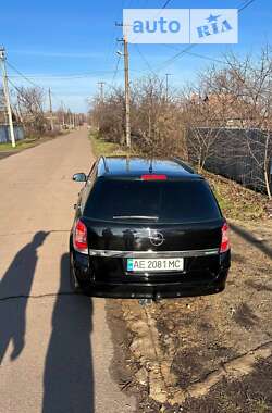 Універсал Opel Astra 2010 в Кривому Розі