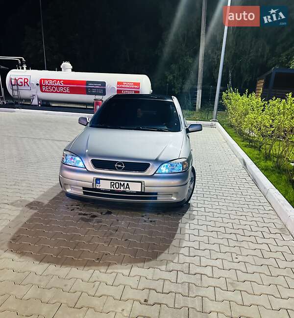 Хетчбек Opel Astra 2000 в Лубнах